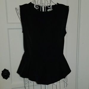 Peuplum Black Top